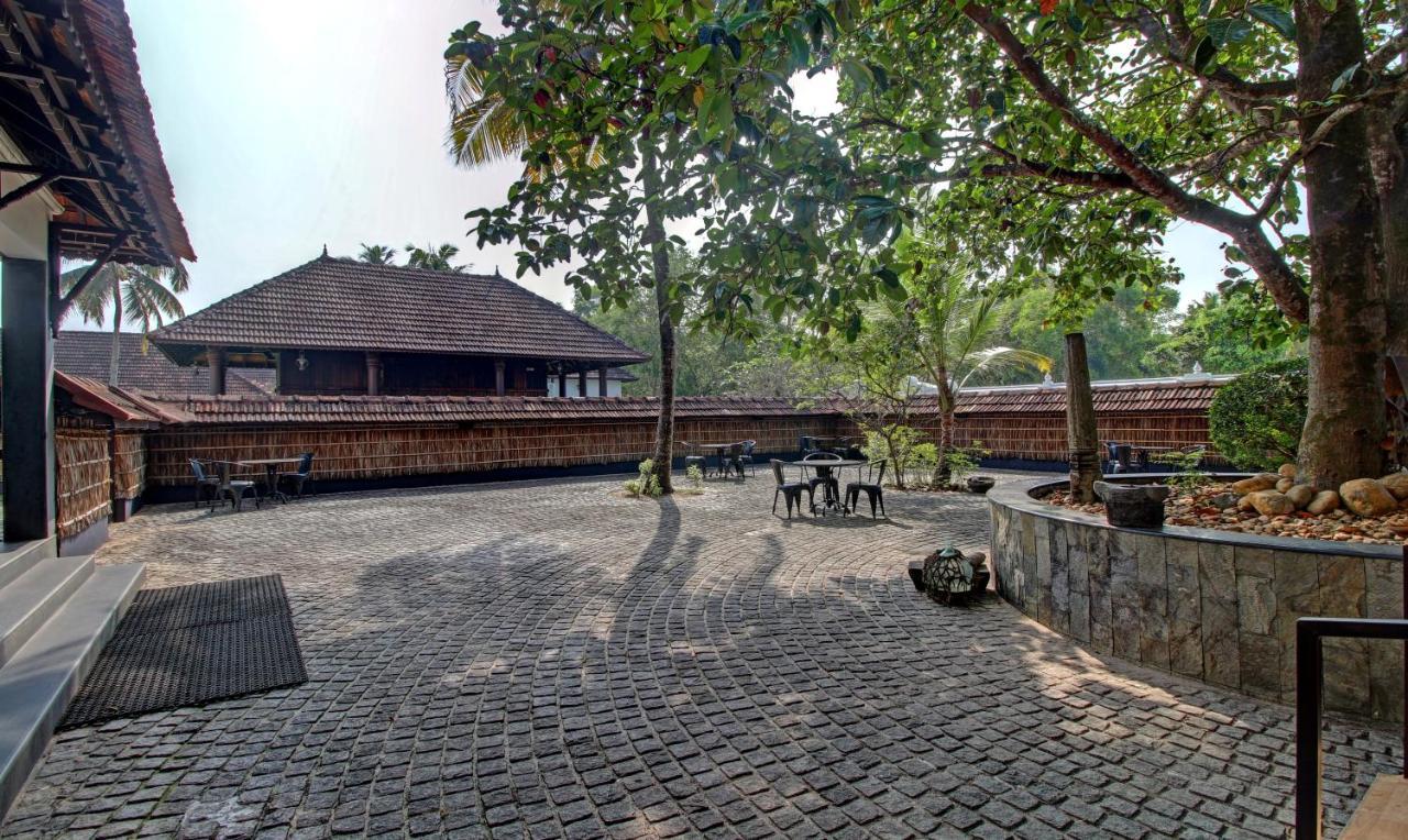 Treebo Tryst Travancore Palace Cherthala Alappuzha Extérieur photo
